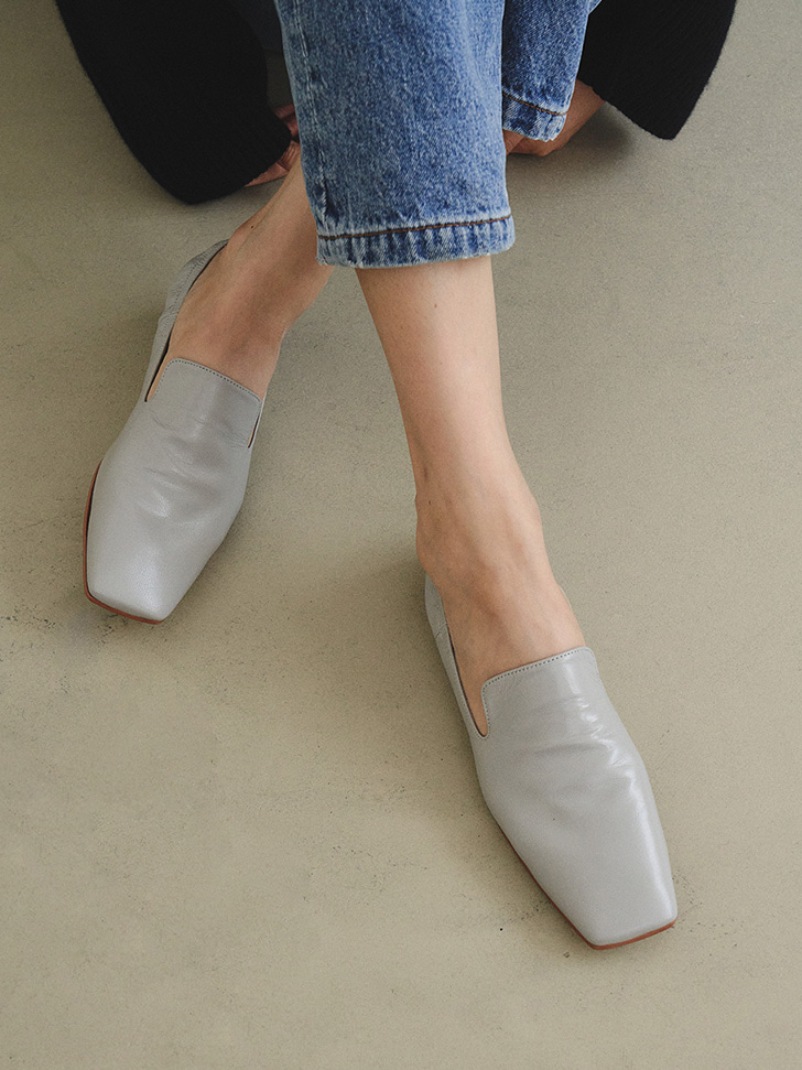 013 square toe loafer (baby blue)