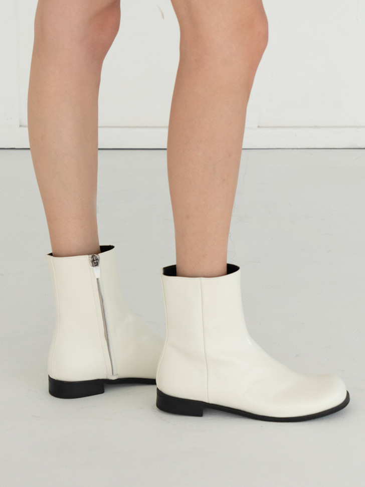 036 glove ankle boots (ivory)
